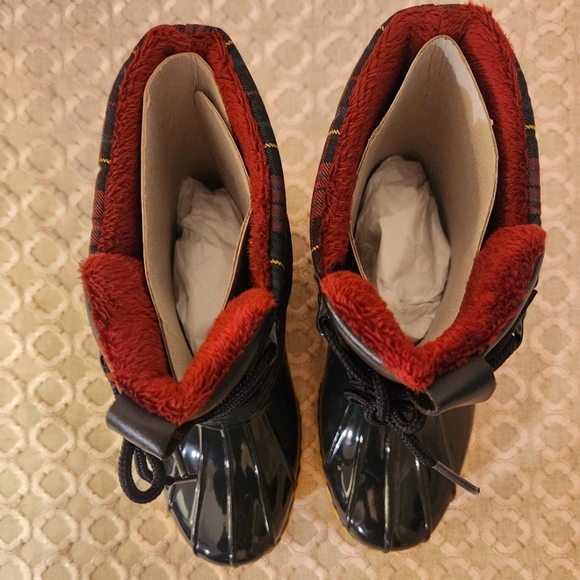 NIB Tommy Hilfiger Women's Hessa Duck Boots Size 7, Navy - Picture 8 of 10